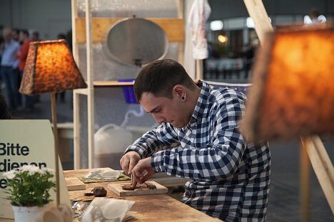 Martin Schepers - Ikonostase - 5.Installationsansicht Ikonostase Praxis Freiheit, CeBIT, Hannover, 2015. 