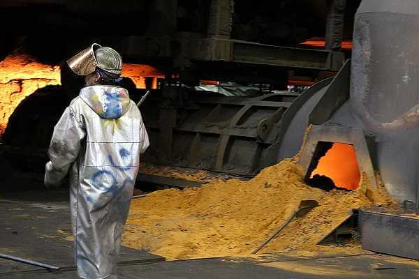 Martin Schepers - Arbeiterreihe Deutschland China - Serie von Arbeitenden in China Zhanjiagang und Deutschland Ruhrgebiet 