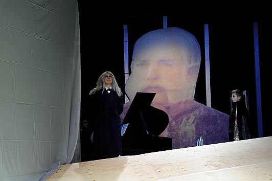 Martin Schepers - Radetzkymarsch - Radetzkymarsch und die Rebellion, Landestheater StPölten, 2014, Inszenierung Philipp Hauß 