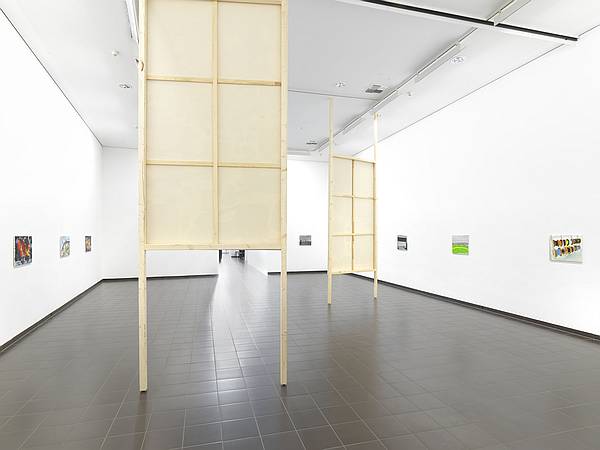 Martin Schepers - Installationsansicht "Unter Grund" Marburger Kunstverein, 2025